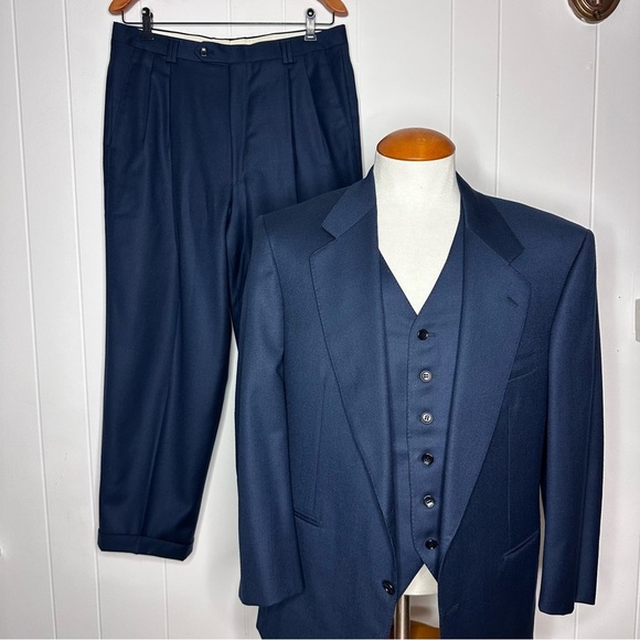 Ravazzolo Italian 3 Piece Navy Suit - Picture 1 of 13